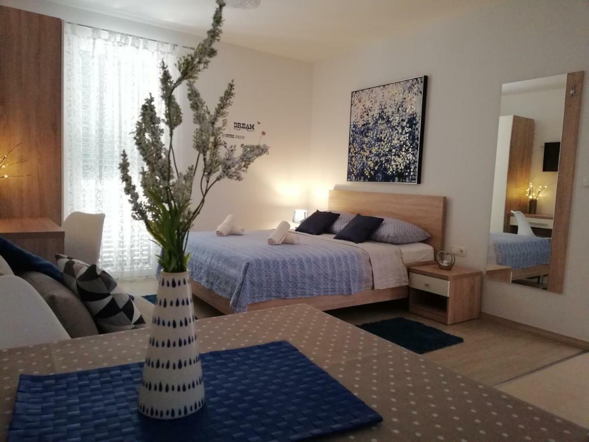 Kalelarga Apartments 4 You ザダル エクステリア 写真